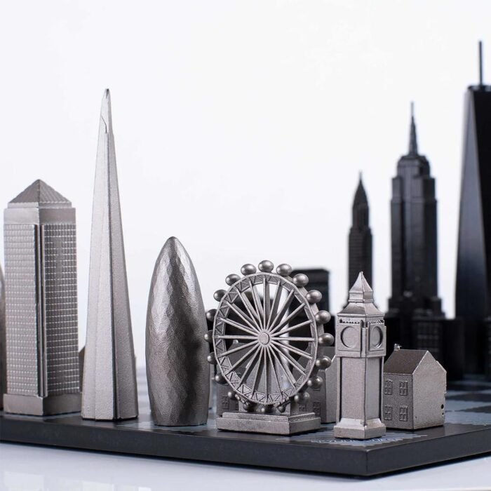 Луксозен шах Skyline Chess - Stainless Steel London vs New York Edition, с дървена дъска - Image 3