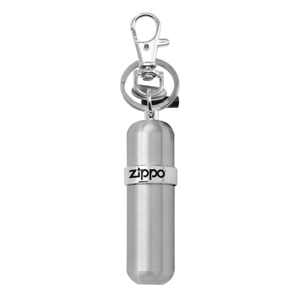 aluminieva-tuba-za-gorivo-zippo-s-klucodarzatel-image_65cdfeb190b8c Алуминиева туба за гориво Zippo, с ключодържател - Image 1