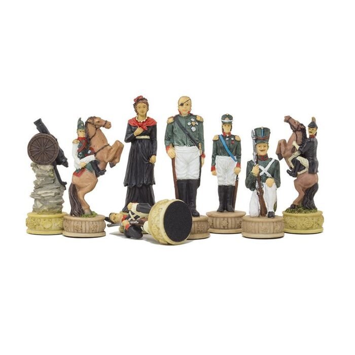 Италиански комплект шах и табла Italfama - Napoleon vs Russians, кожена кутия, 35 x 35 см, зелен цвят - Image 4