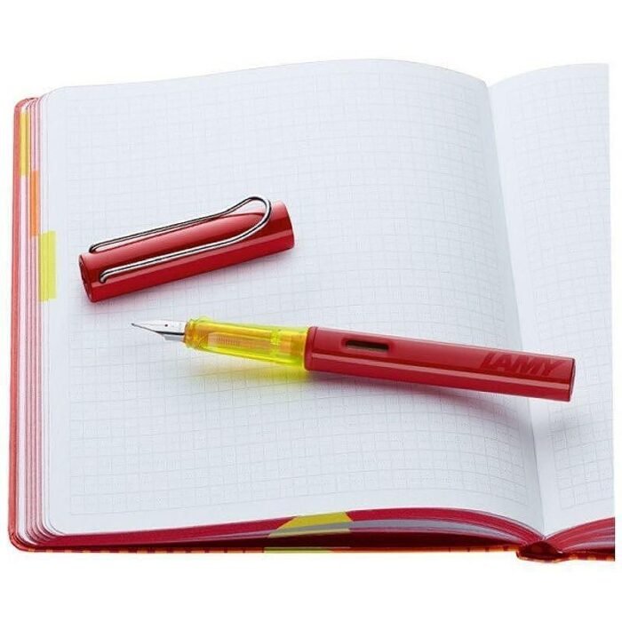 Комплект Lamy Limited Edition 2022 - писалка Al-Star Glossy Red с тефтер - Image 2