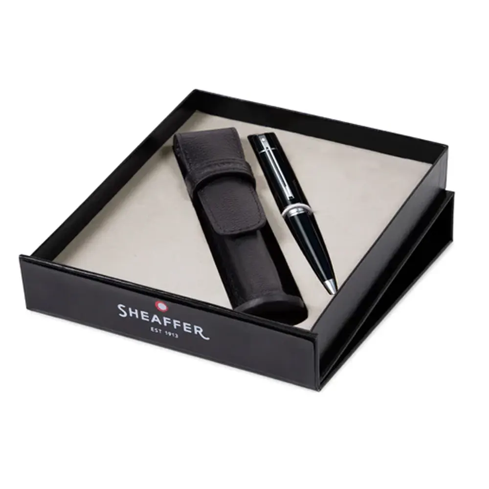 komplekt-sheaffer-himikalka-300-glossy-black-i-kalaf-za-piseso-sredstvo-image_65439a5d20773 Комплект Sheaffer - химикалка 300 Glossy Black и калъф за пишещо средство - Image 1