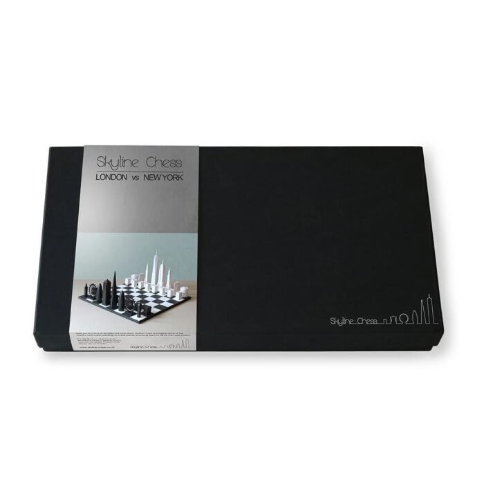 Луксозен шах Skyline Chess - Acrylic London vs New York Edition - Image 5
