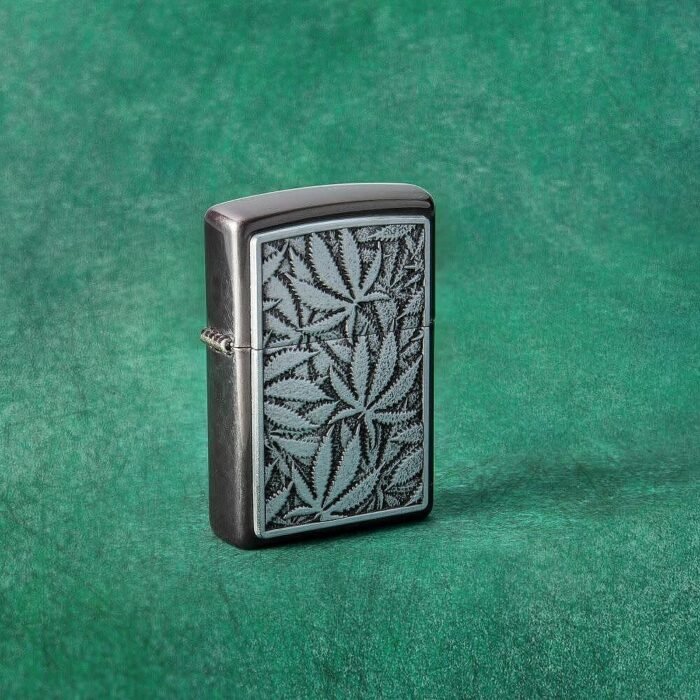 Запалка Zippo - Cannabis Emblem Design - Image 2